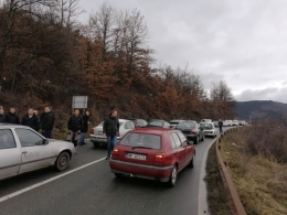 Беранци блокирали улаз у град у знак подршке СПЦ
